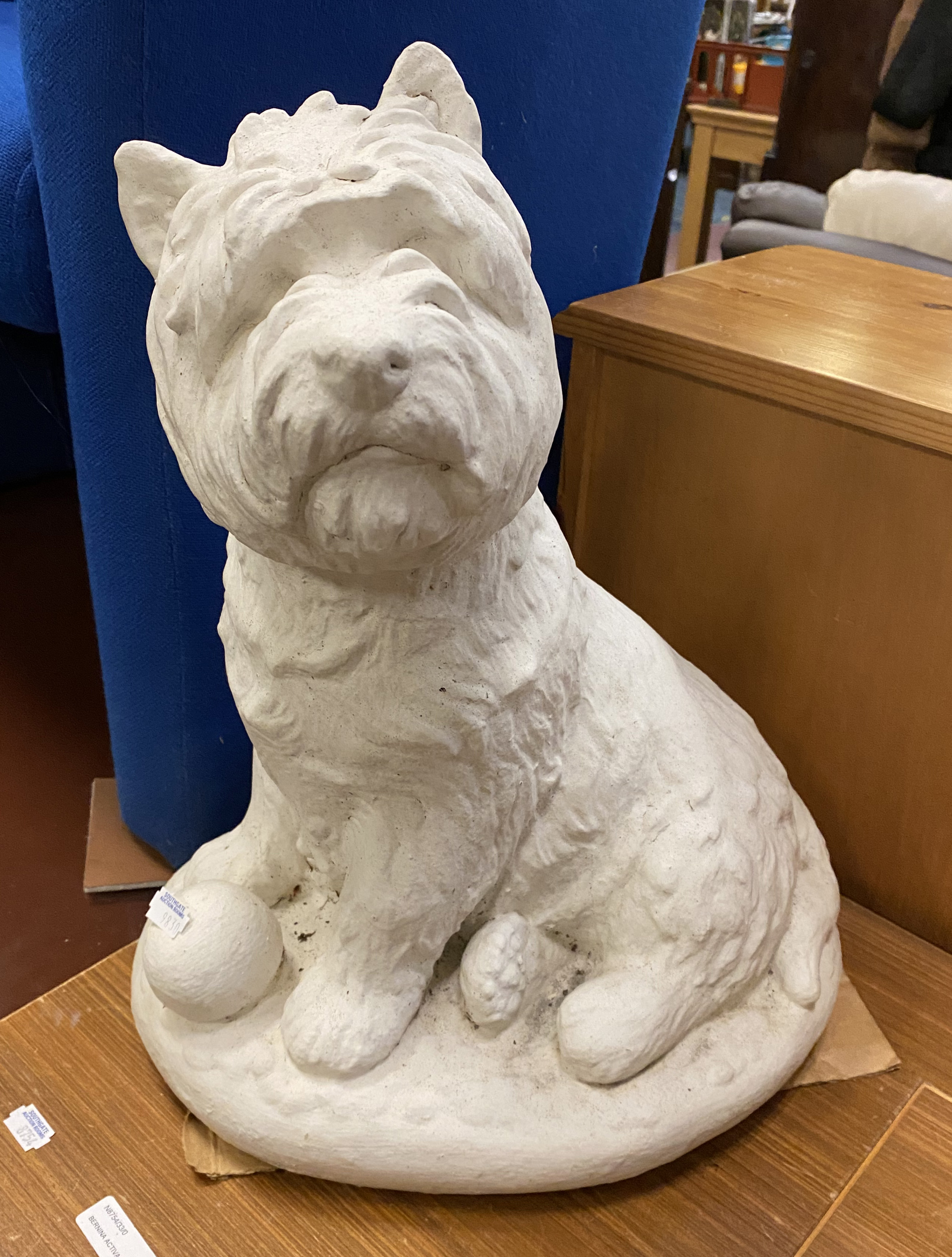 GARDEN SCOTTIE DOG STATUE