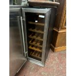 WINE / DRINK FRIDGE