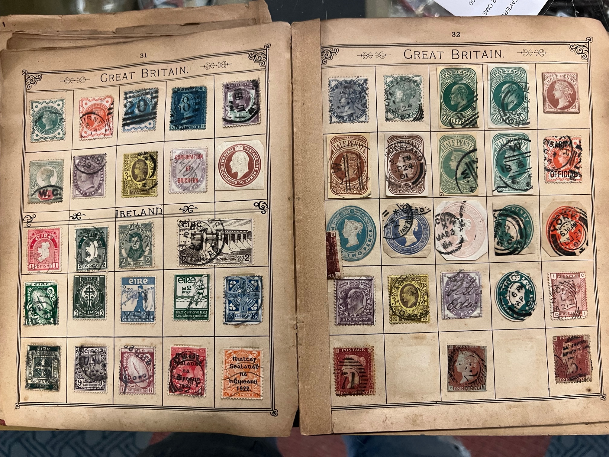 LARGE SELECTION OF STAMPS IN ALBUMS & LOOSE