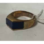 9 CT. GOLD LAPIS LAZULI GENTS RING SIZE R/S 7 GRAMS APPROX