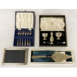 BOXED SET OF CONDIMENTS & SILVER FRAME SET, SET OF FOLKS, SILVER HANDLED CAKE SLICE