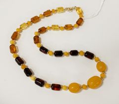 MIXED BEADED NECKLACE