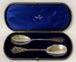 PAIR OF H/M SILVER SPOONS BOXED - WALKER & HILL 4OZS APPROX