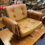 MID CENTURY SCANDINAVIAN LEATHER LOUNGE CHAIR - SLATTE - GUNGAN