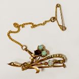 15CT VICTORIAN BROOCH WITH SEED PEARLS & OPALS