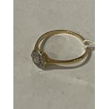 18CT YELLOW GOLD DIAMOND RING - SIZE M