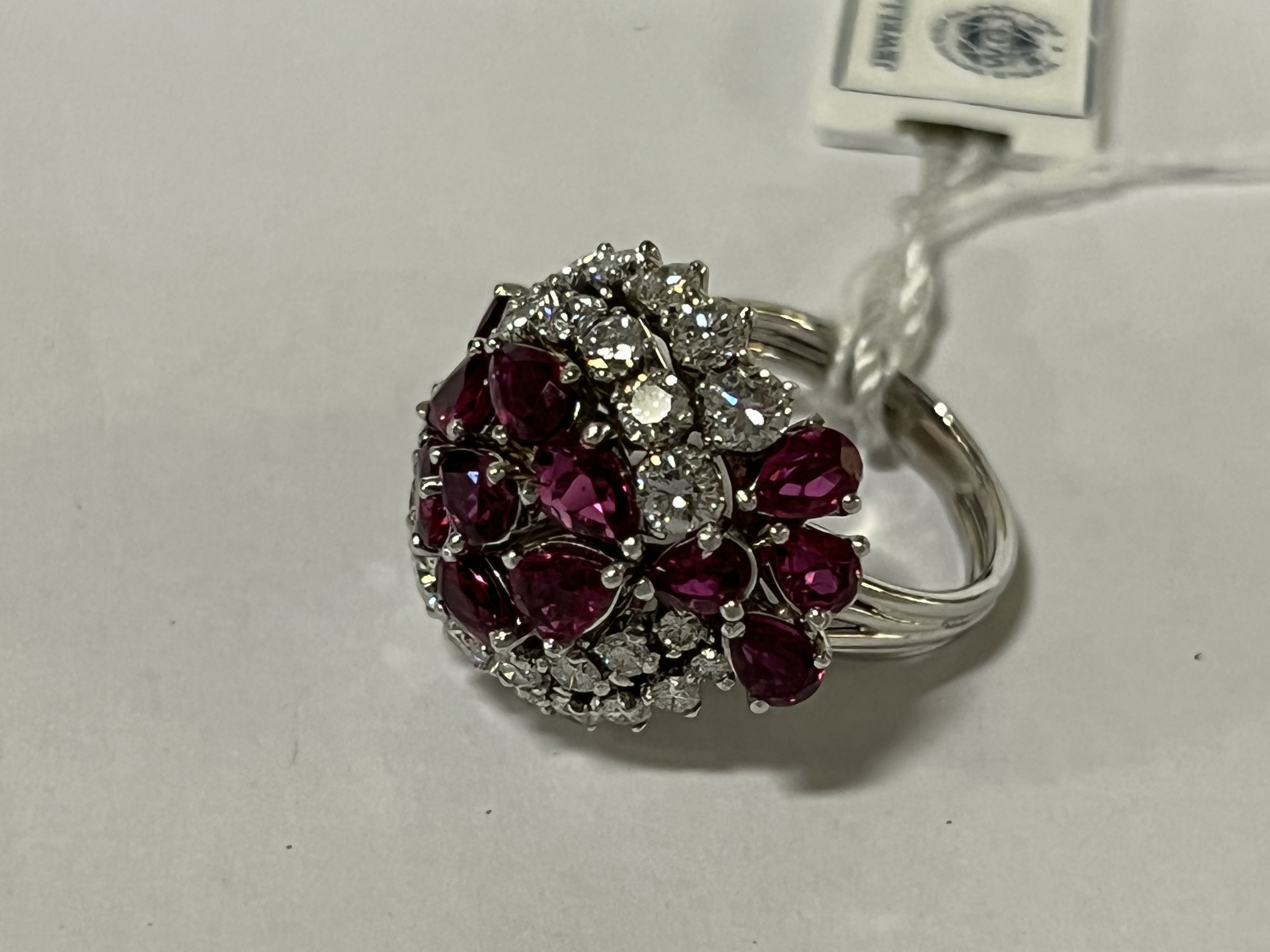 PLATINUM RUBY & DIAMOND RING - APPROX 3.50CTS WITH COA - SIZE M - COLOURS G-H