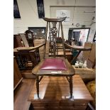 SPINDLE SEWING CHAIR