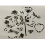 COLLECTION OF SILVER JEWELLERY