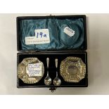 PAIR OF HM SILVER SALT CELLARS BIRMINGHAM 1897 WITH A PAIR OF SALT SPOONS HM SHEFFIELD 1915 IN BOX