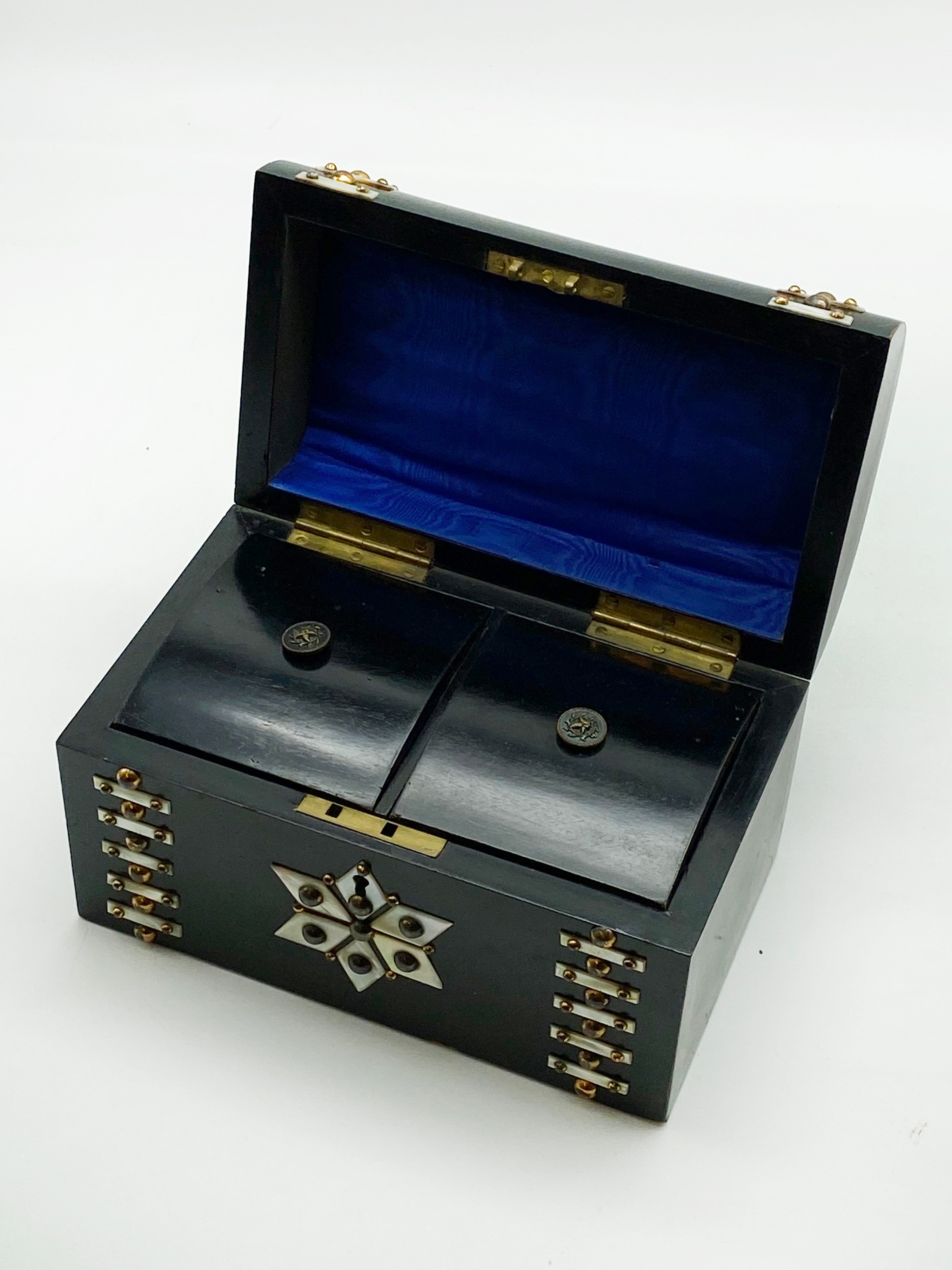 ANTIQUE EBONY TEA CADDY WITH MOTHER OF PEARL AND BRASS STUDS & MOSAIC WOOD BOX - Image 6 of 9