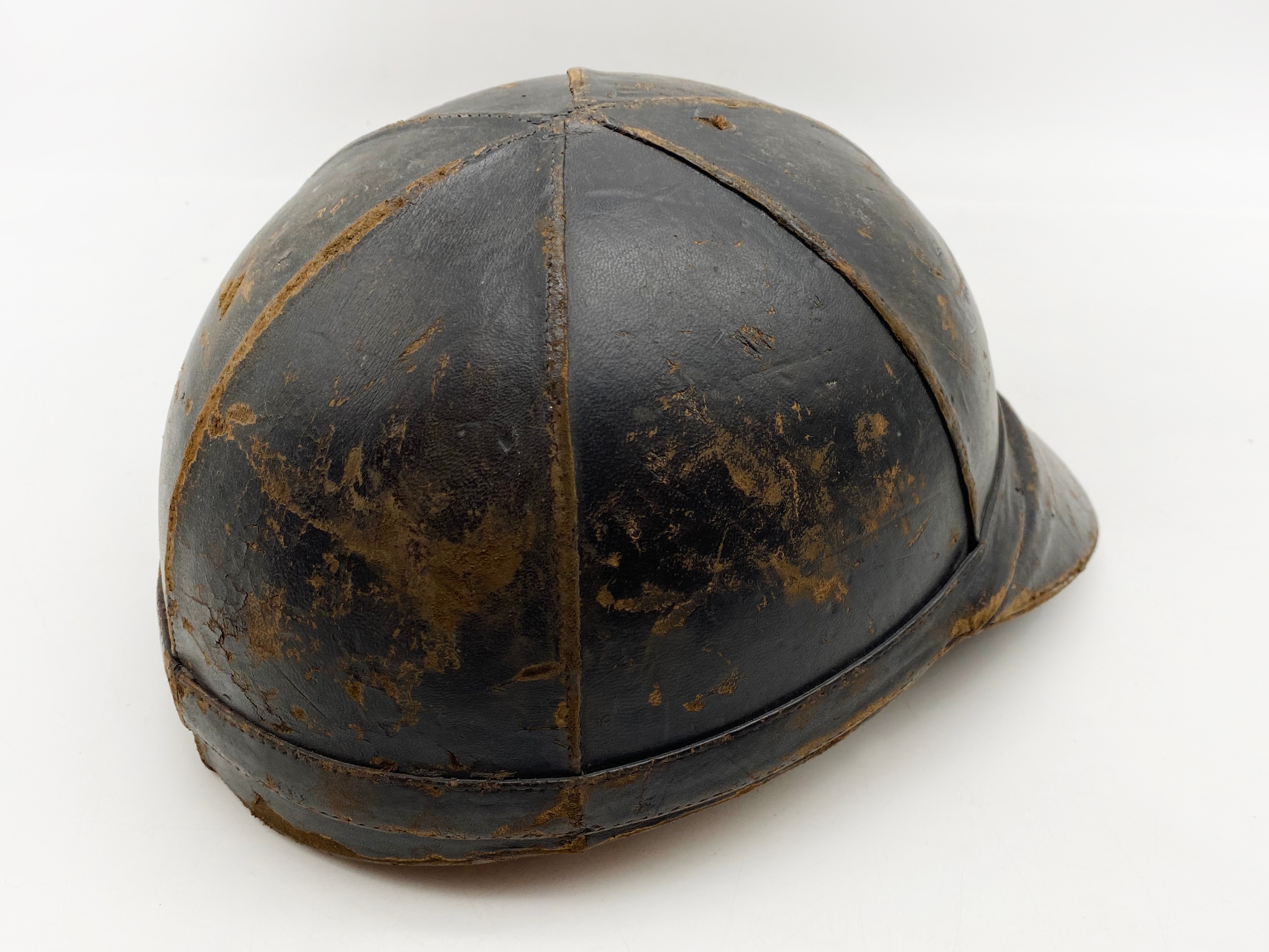 VINTAGE LEATHER CYCLIST HELMET - Image 2 of 4