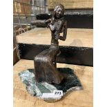 BRONZE FIGURE OF VIOLINIST ON BASE