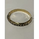 14CT GOLD & SAPPHIRE BANGLE