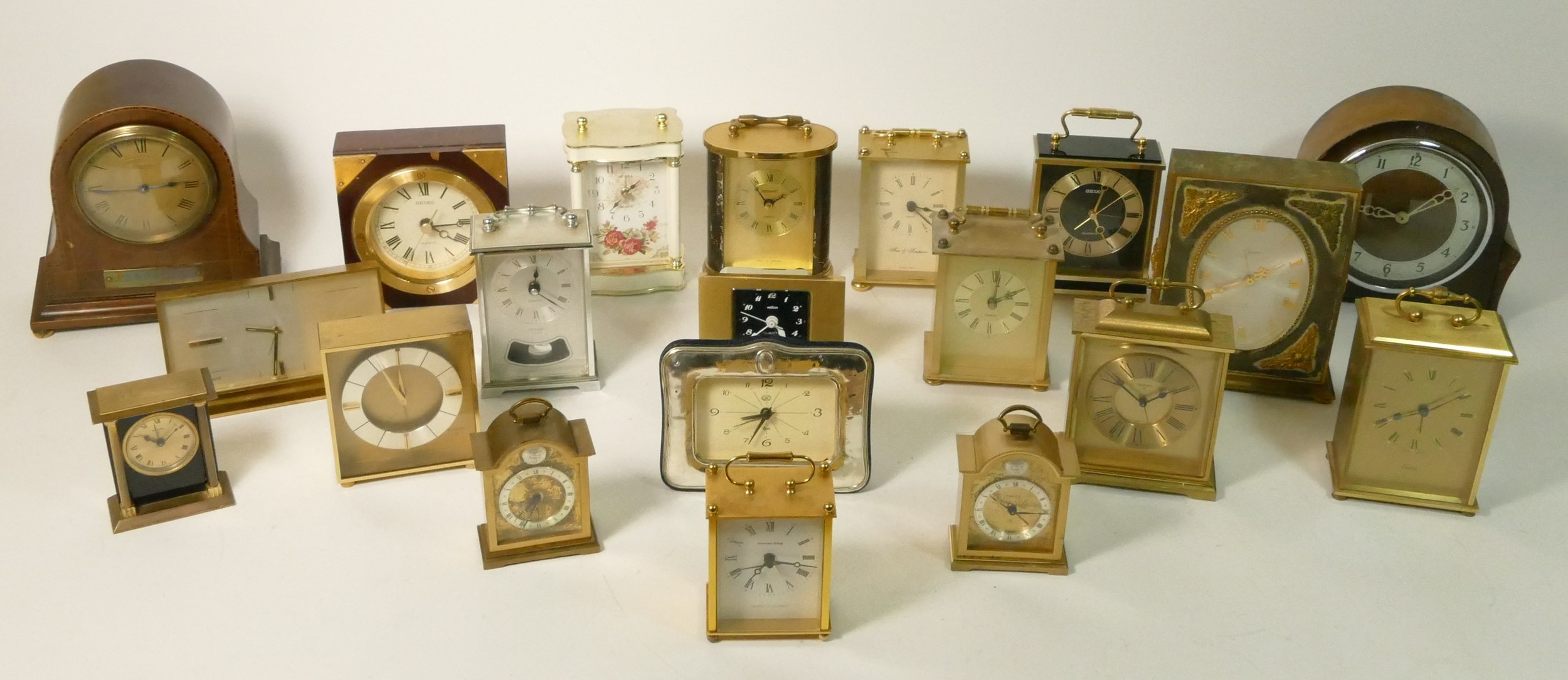 A collection of clocks to include, Swiza, Smiths, Seiko, Metamec and others (4) - Image 2 of 3