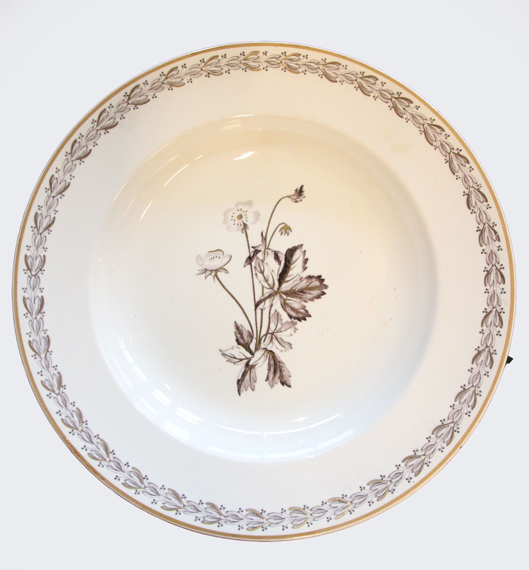An Edwardian Wedgwood Etruria botanical part dinner service, stamped Wedgwood, Made in England, over - Image 8 of 27