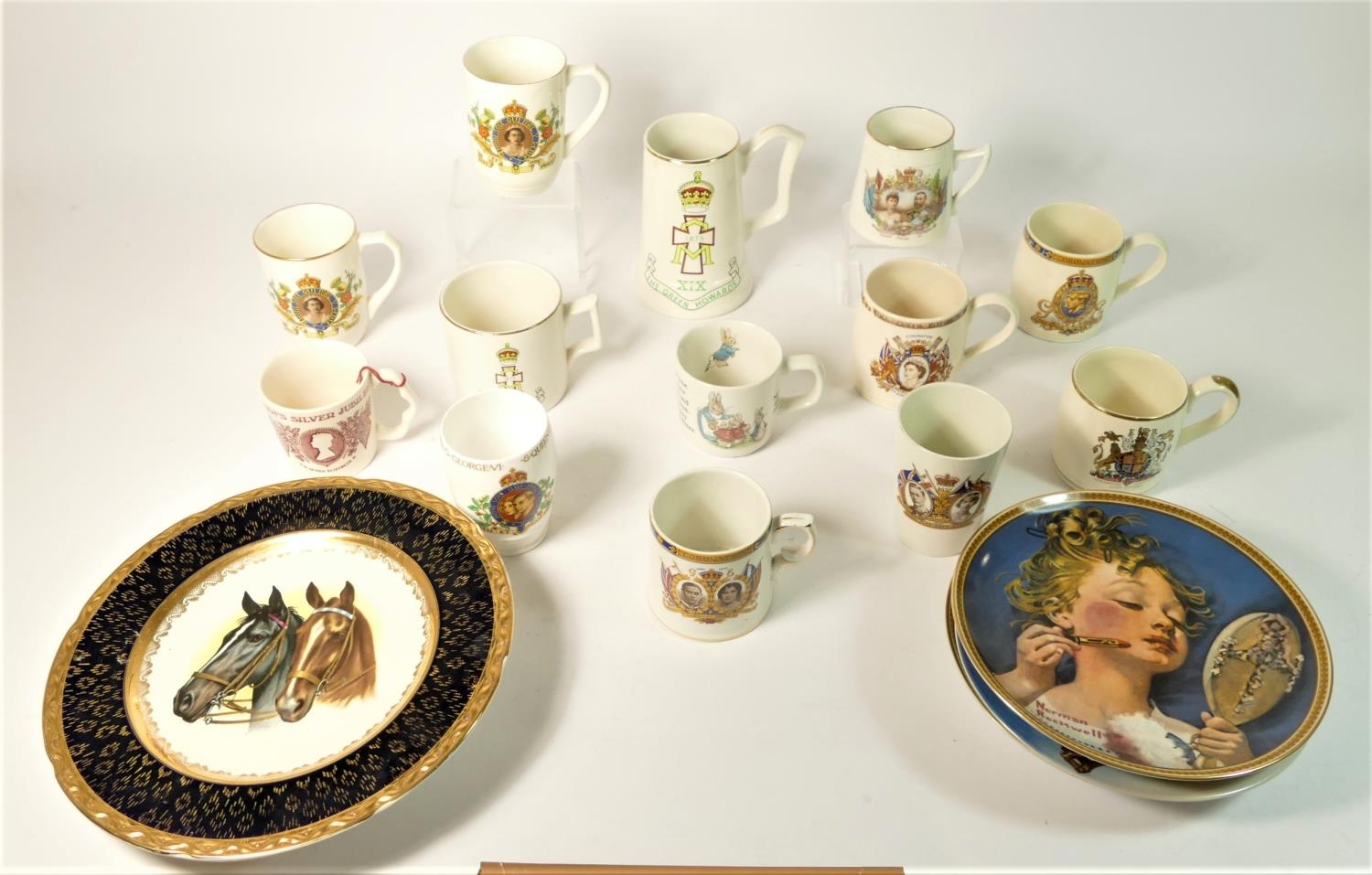 A mid 20th Century bone china tea service by Devonia, together with a collection of cups & saucers - Image 3 of 4