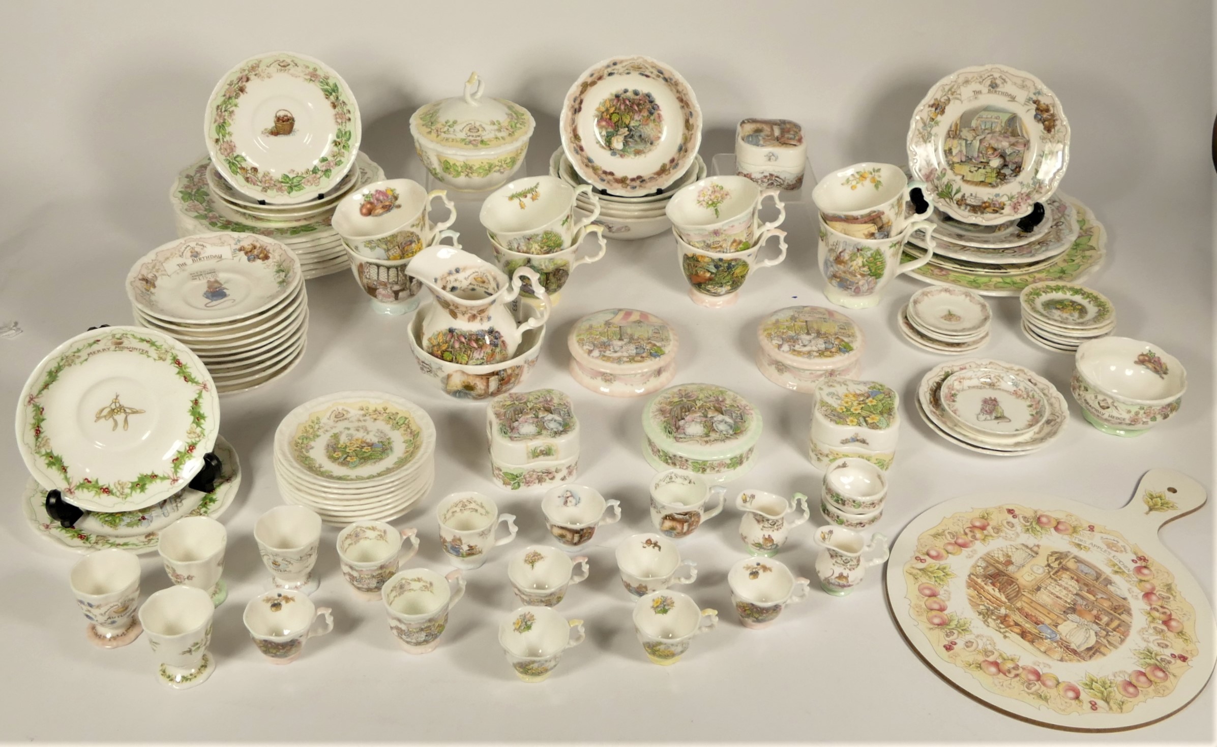 A collection of Royal Doulton Brambly Hedge ceramics to include, trinket boxes, cups and saucers,