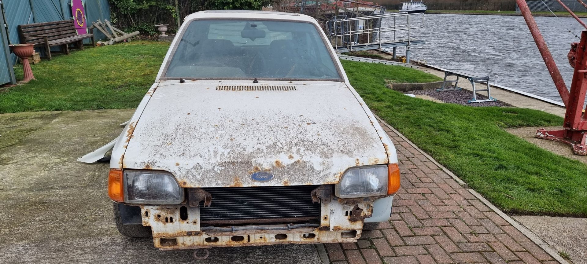 1988 Ford Escort XR3i, 1,597cc. Registration number E53 EAR. Chassis number SFABXXBBABJB32810. - Image 3 of 18