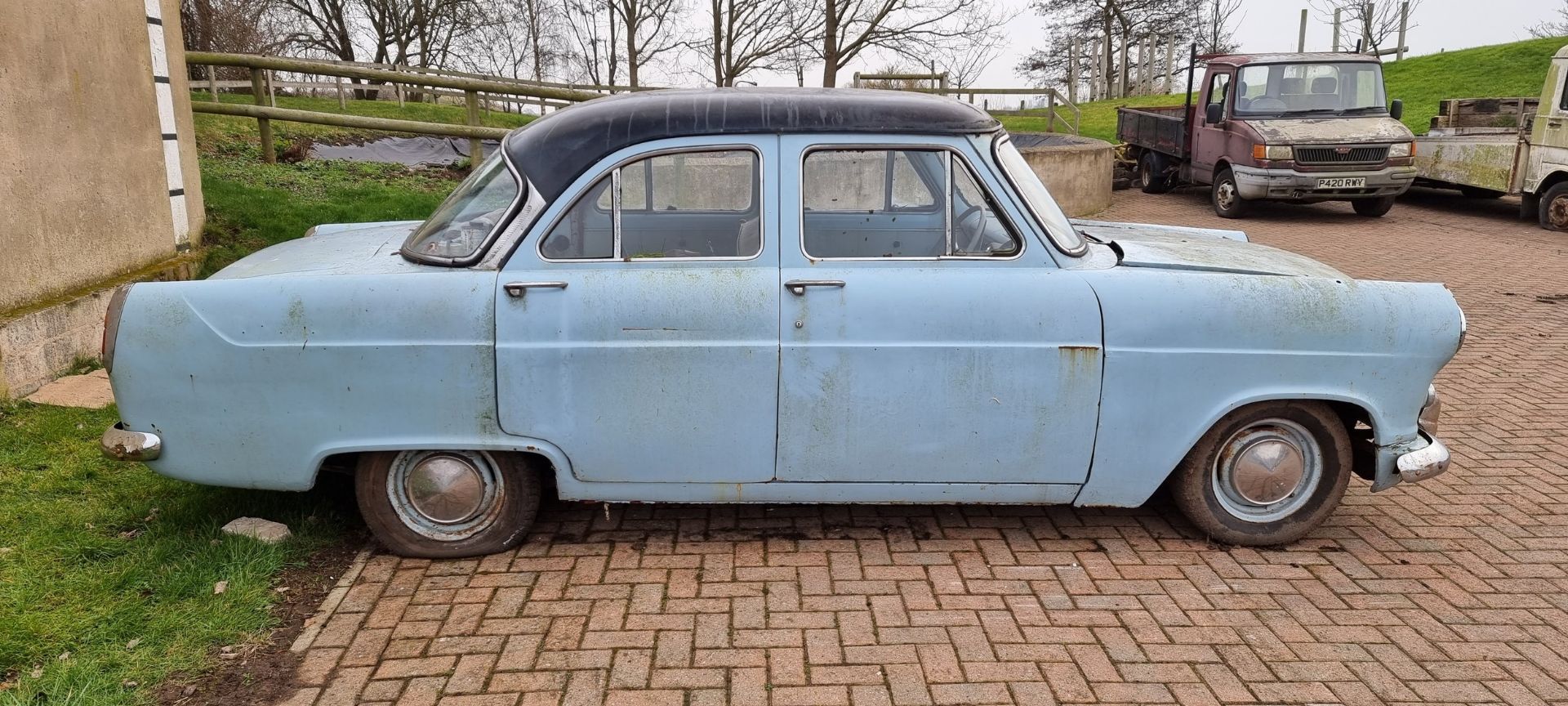 1959 Ford Consul MkII, Lowline 1,703cc. Registration number WWF 566 (see text). Chassis number - Image 7 of 14