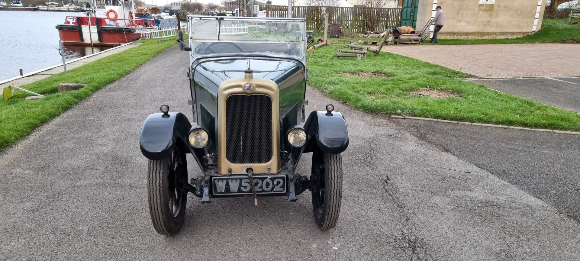 1928 Triumph Super Seven two seater de Luxe, 832cc. Registration number WW 5202. Chassis number - Image 3 of 26