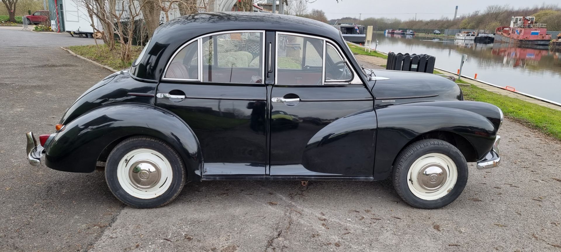 1958 Morris Minor, 948cc. Registration number 736 YUF (non transferrable). - Image 4 of 19