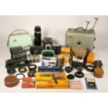 A collection of photographic equipment & accessories, to include a Zeiss 'Nettor' folding camera, an