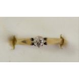 A 9ct gold single stone diamond ring, set with a brilliant cut stone, K, 1.5gm