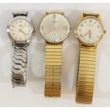 Avia, a gilt metal manual wind date wristwatch, 17 jewel movement, Services Court, a gilt metal