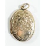A 9ct gold back and front locket, 27 x 20mm