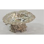 A Victorian silver heart shape bon bon dish, by William Comyns, London 1892, with cast foot, 11.5