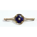 An Edwardian rose gold, blue enamel and pearl disc bar brooch, 4.3gm