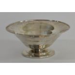 A silver circular stepped bowl, Birmingham 1943, raised on a stepped foot, diameter 15cm, 177gm.