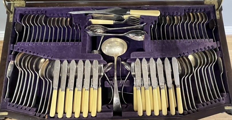 A comprehensive electroplated canteen of Old English pattern cutlery for 12 place settings, by - Image 2 of 6