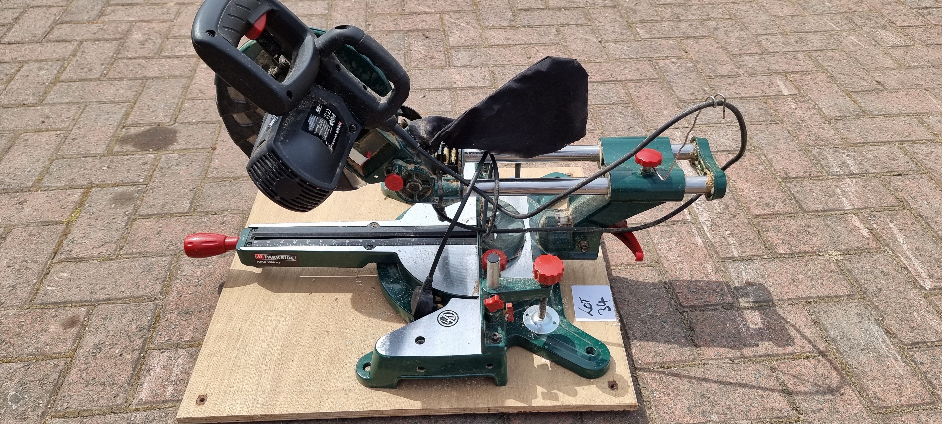 A Parkside PZKS 1500 A1 bench saw - Image 2 of 3