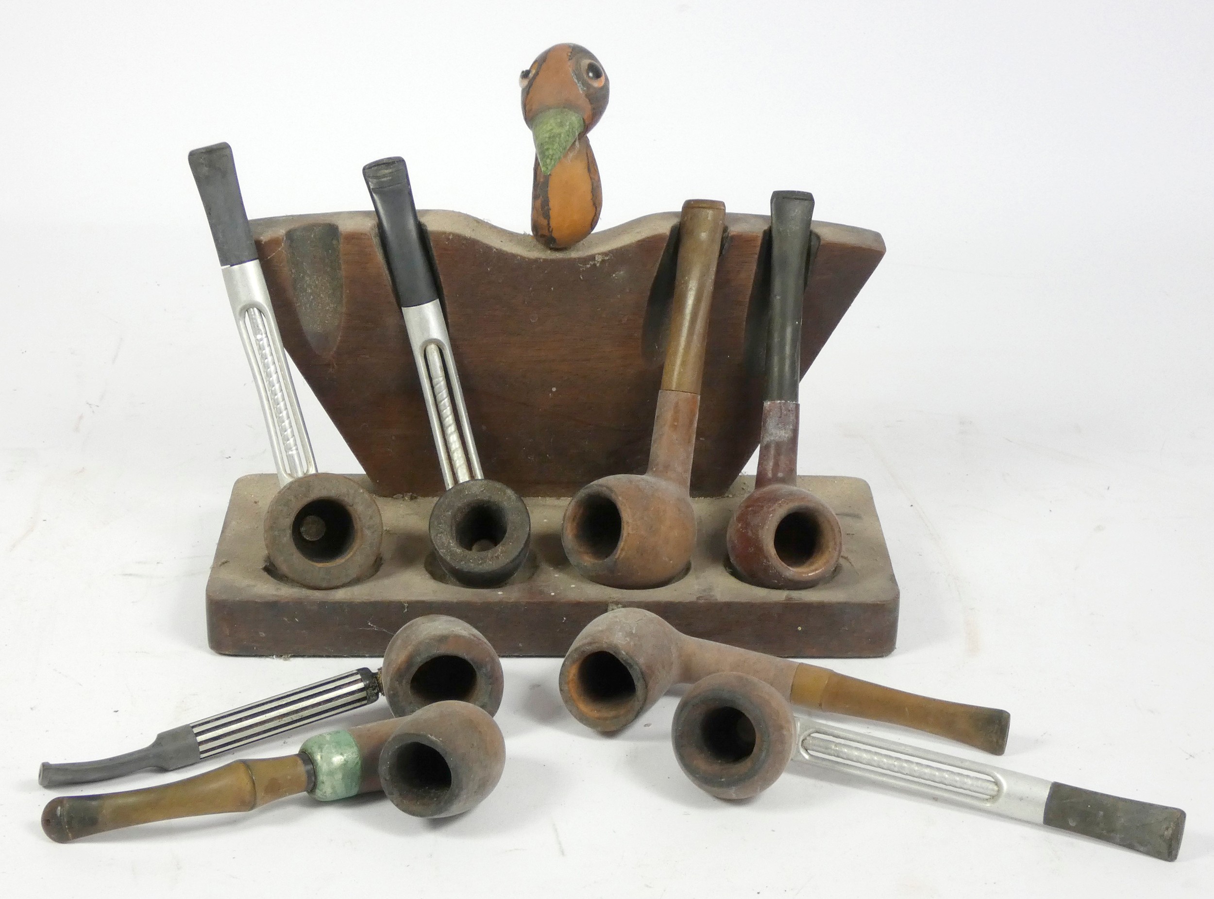 A collection of eight pipes, including brands such as Falcon, K & , Cool & Sweet and others, also - Image 2 of 2