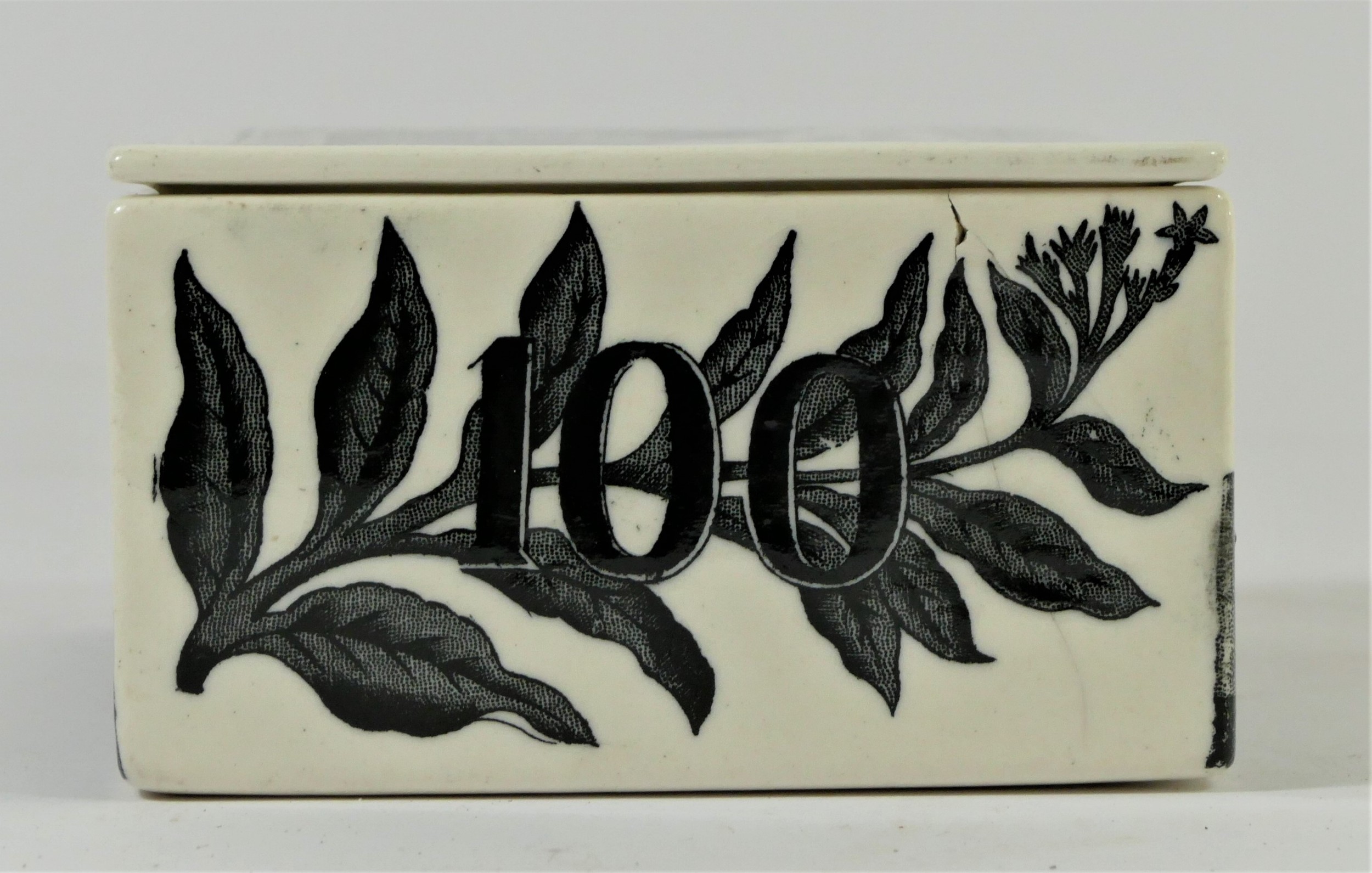 Balkan Sobranie ceramic cigarette box, early 20th Century, of rectangular shape with cover, - Image 4 of 5