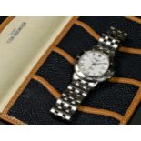 Raymond Weil, Tango, a stainless steel quartz date gentleman's wristwatch, ref 5560, 37mm, bracelet,