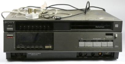 A Sony Betamax C6.UB Mark II Betamax player/recorder.