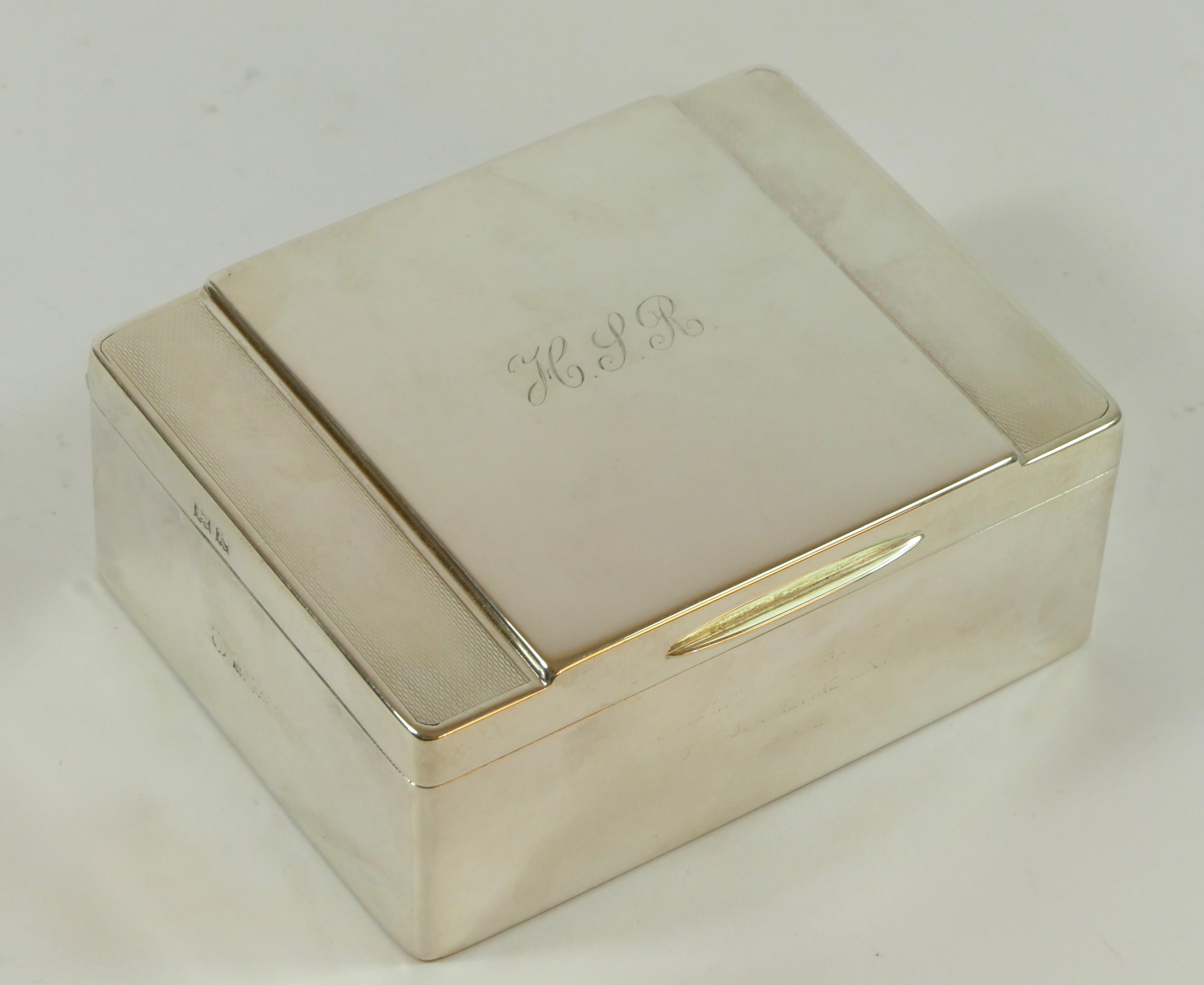 A silver cigarette box, Birmingham 1959, with stepped cover, initialed, 11.5 x 8.5 x 4cm - Image 2 of 6