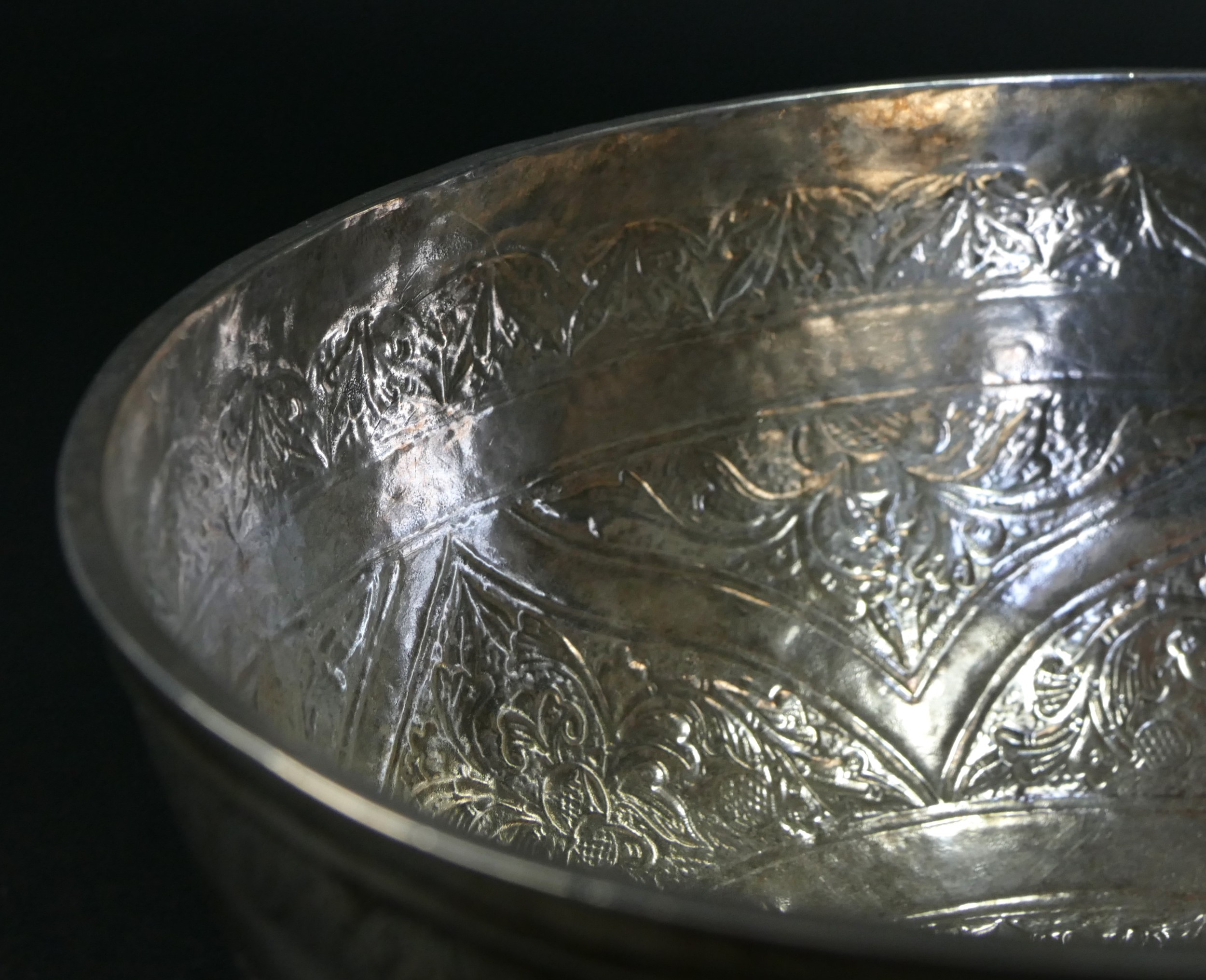 A 19th century Persian silver bowl, with floral chased decoration, 15cm, 260gm - Image 3 of 7