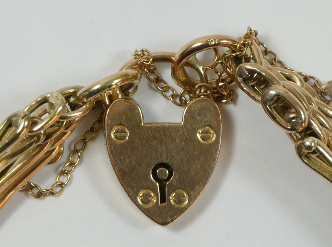 An Edwardian 9ct rose gold night and day gate link bracelet, padlock clasp, 10.2gm - Image 3 of 4