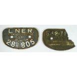 Two cast iron 'D' railway wagon plates, LNER Darlington 1946, 13T 281805. Together with a similar
