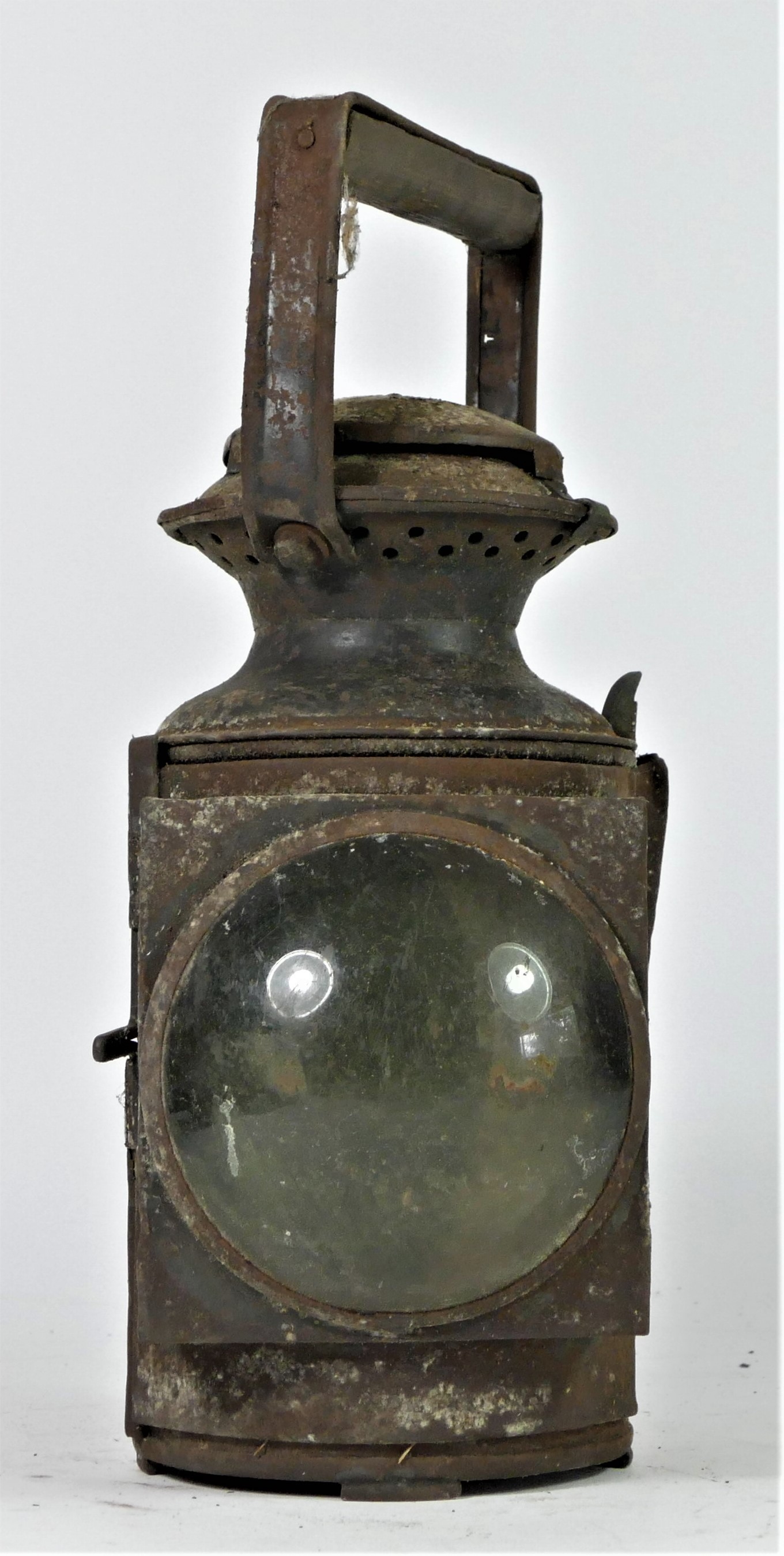 An L.M.S three aspect hand lamp, complete with burner, 32cm tall - Image 2 of 6