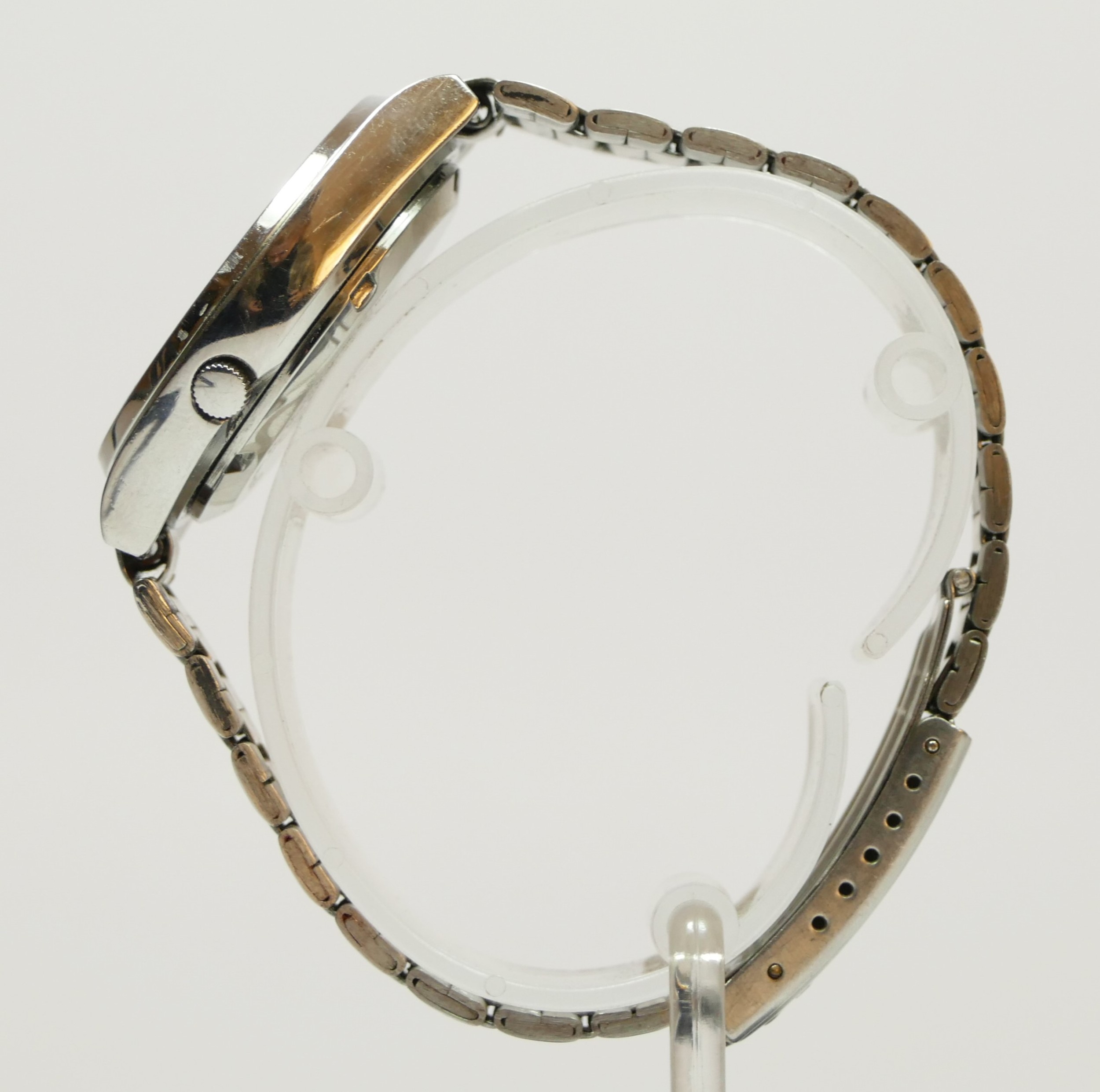 Seiko 5, a stainless steel day date black dial automatic gentleman's wristwatch, 7009-3130, original - Bild 3 aus 4