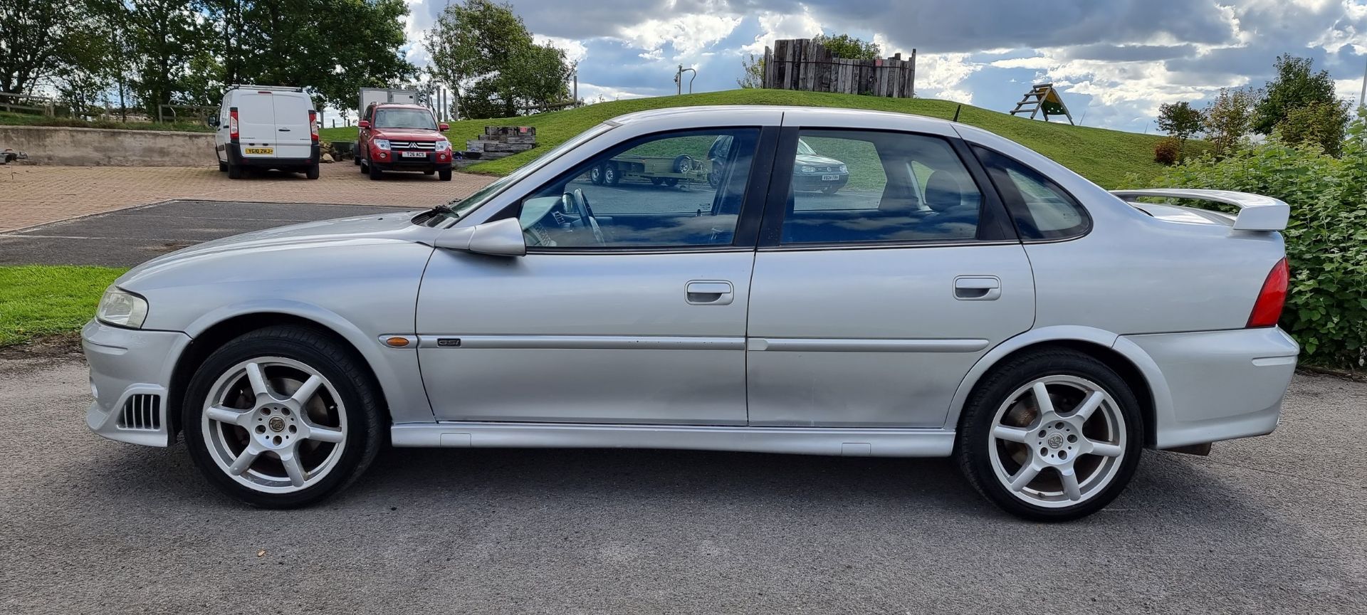 2000 Vauxhall Vectra GSi V6, 2498cc. Registration number X307 FDT. VIN number WOLOJBF19Y1184505. - Image 5 of 21