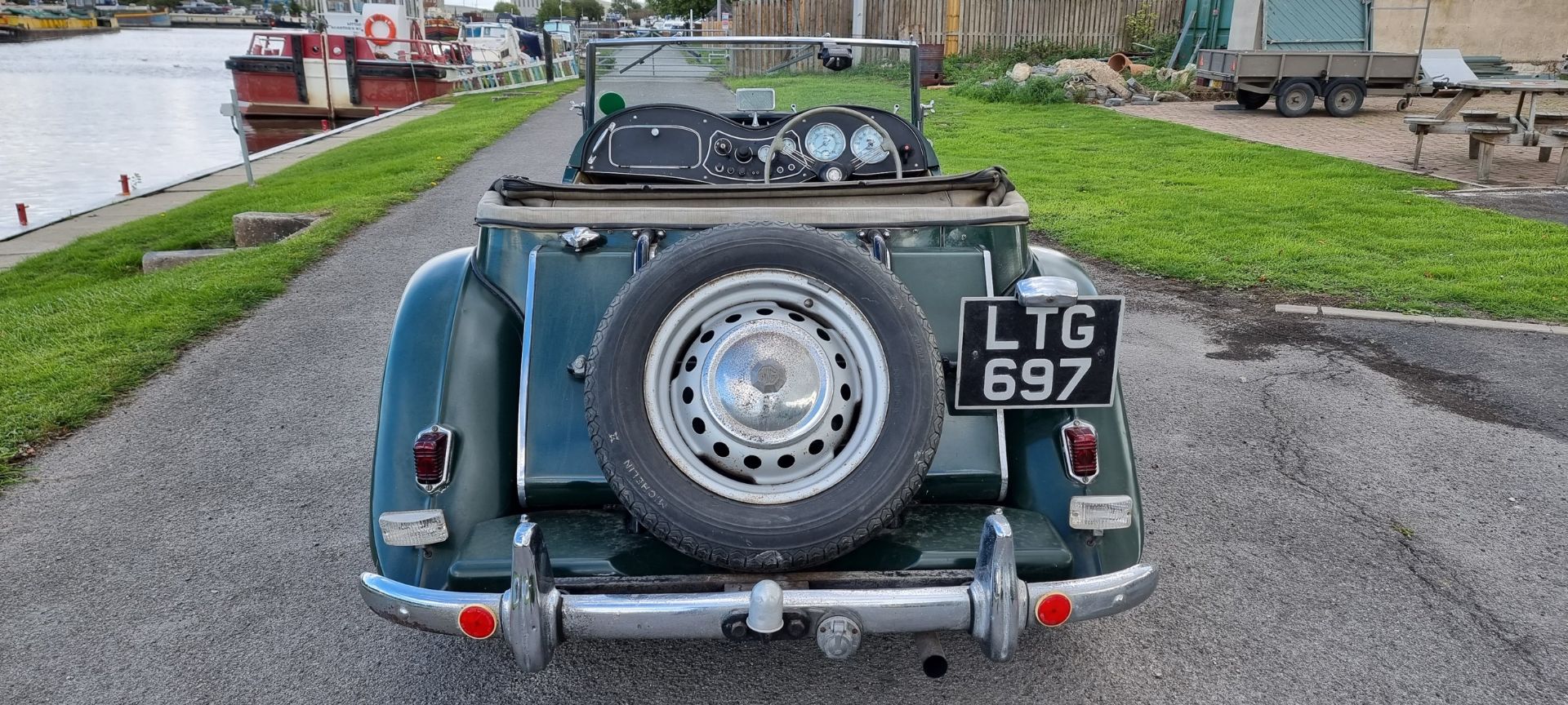 1952 MG TD, 1250cc. Registration number LTG 697. Chassis number TD 126630. Body Type 22381 Body - Image 7 of 20
