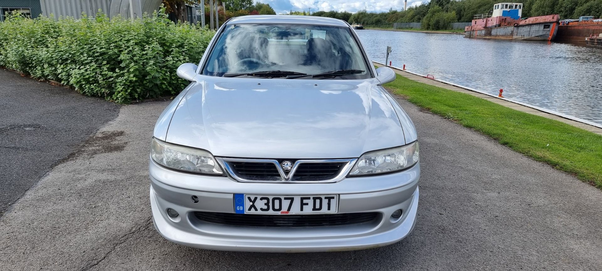 2000 Vauxhall Vectra GSi V6, 2498cc. Registration number X307 FDT. VIN number WOLOJBF19Y1184505. - Image 3 of 21