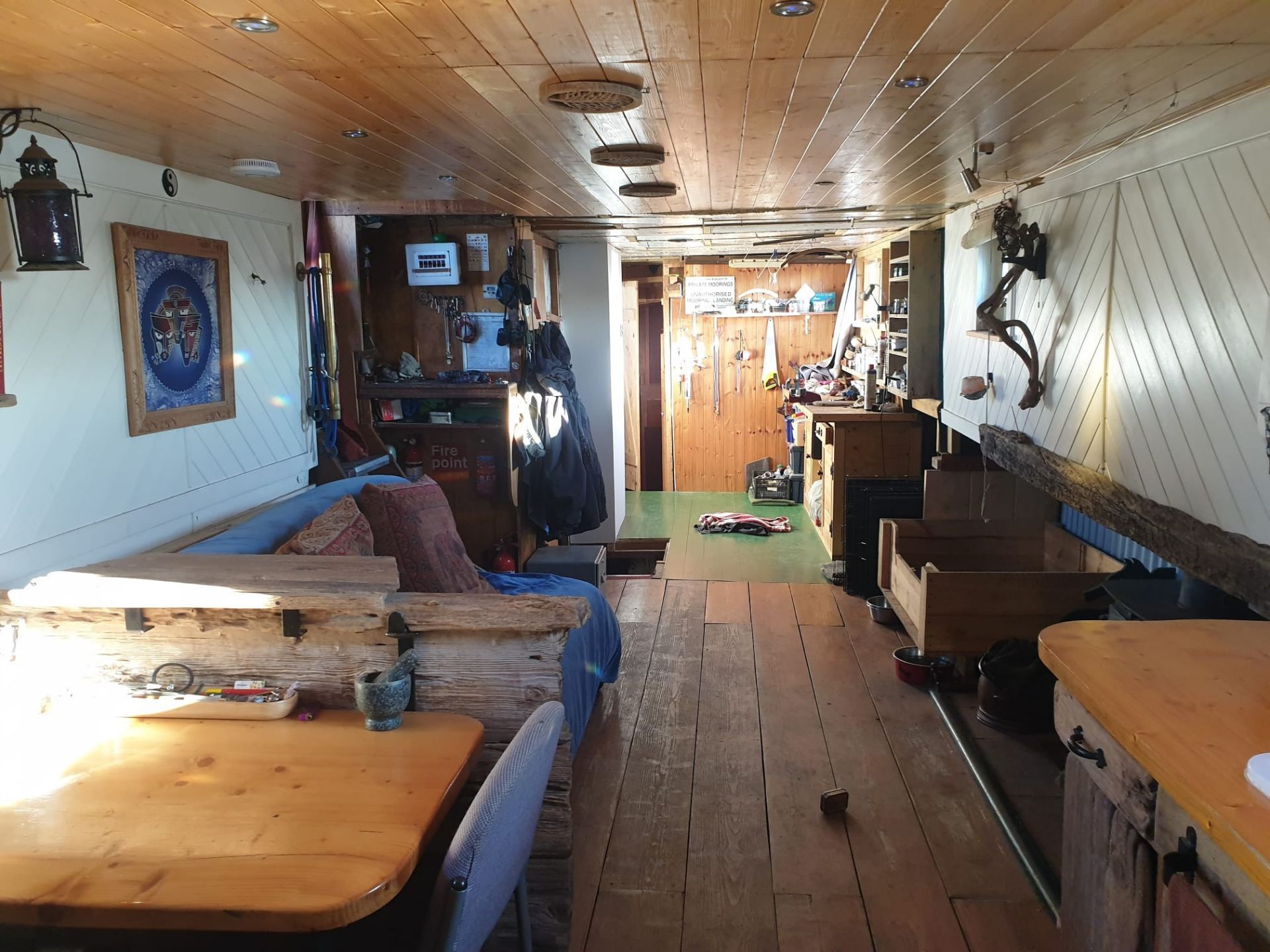 c.1939 liveaboard barge, "Fidelity". Cat D waterways. 57' 6" x 14' 2" approximately. Lister JP2 - Image 6 of 40