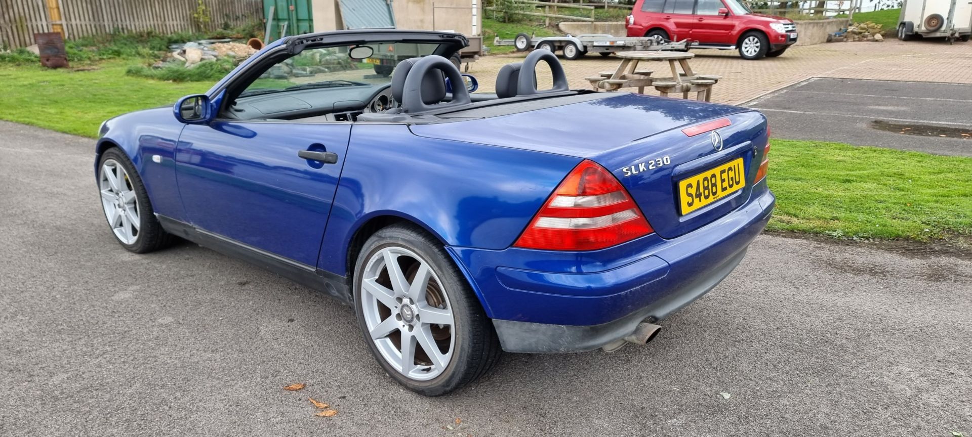 1999 Mercedes Benz SLK 230 Kompressor, 2298cc. Registration number S488 EGU. Chassis number - Image 6 of 18